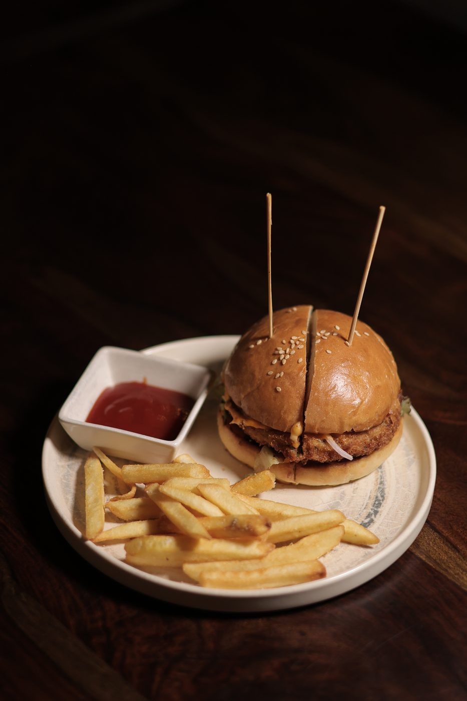 Crispy Burger & Fries